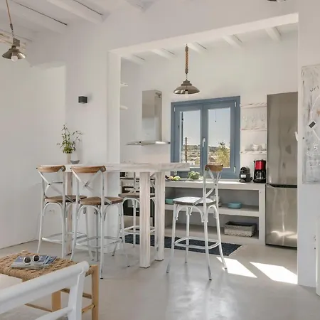 Pebble Summer House * Aliki (Paros)