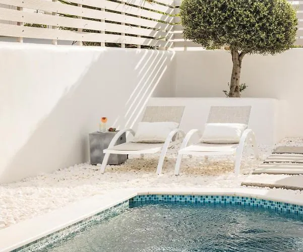 Pebble Summer House *