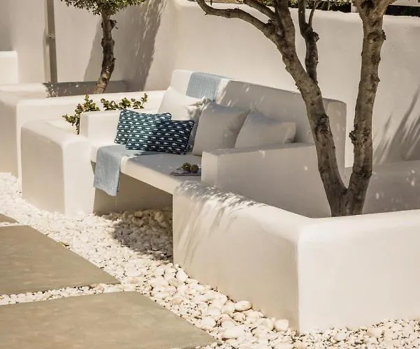 Pebble Summer House *