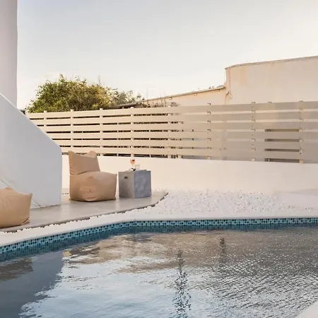 Pebble Summer House Ferienhaus *