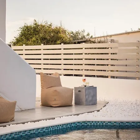 Pebble Summer House Ferienhaus *